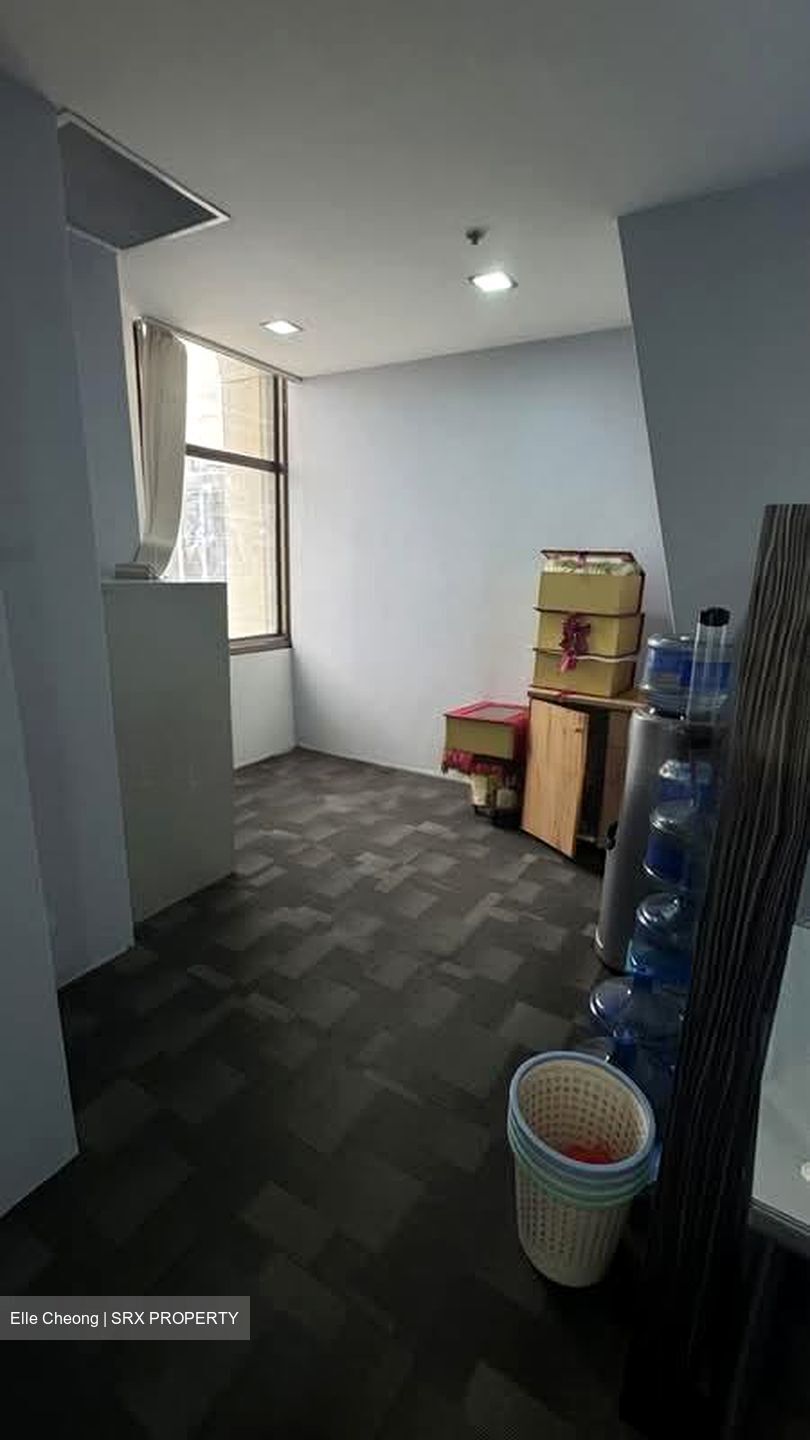 Peninsula Plaza (D6), Office #546302871